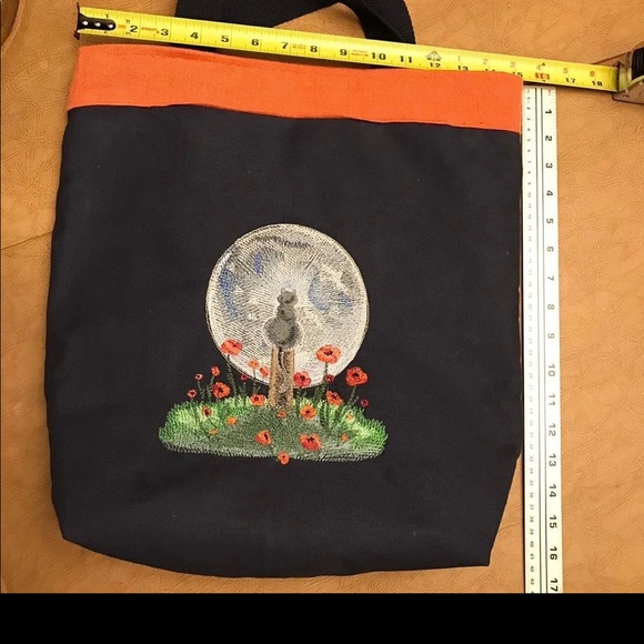 Handmade and embroidered Moonlit Kitty tote - Picture 7 of 8